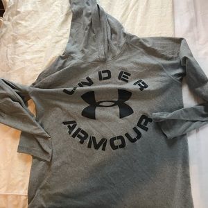 Under armor hooded T-shirt size L